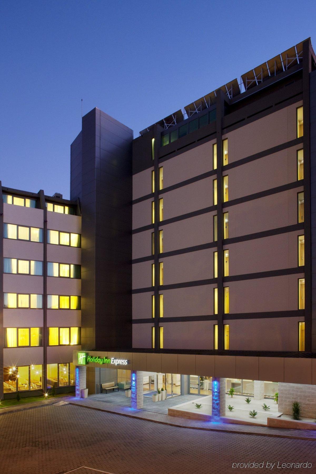 Holiday Inn Express Lisbon Airport, An Ihg Hotel Εξωτερικό φωτογραφία