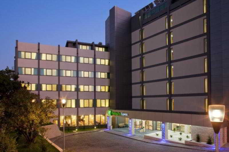 Holiday Inn Express Lisbon Airport, An Ihg Hotel Εξωτερικό φωτογραφία